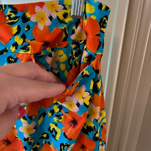 Tzu Tzu Sport ChaCha Skort XL - Picture 2 of 3